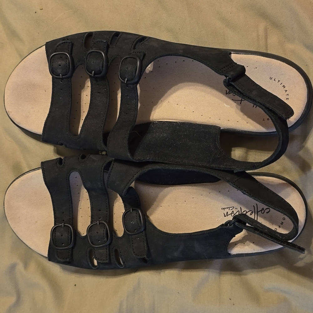 11 Clarks black and tan sandals